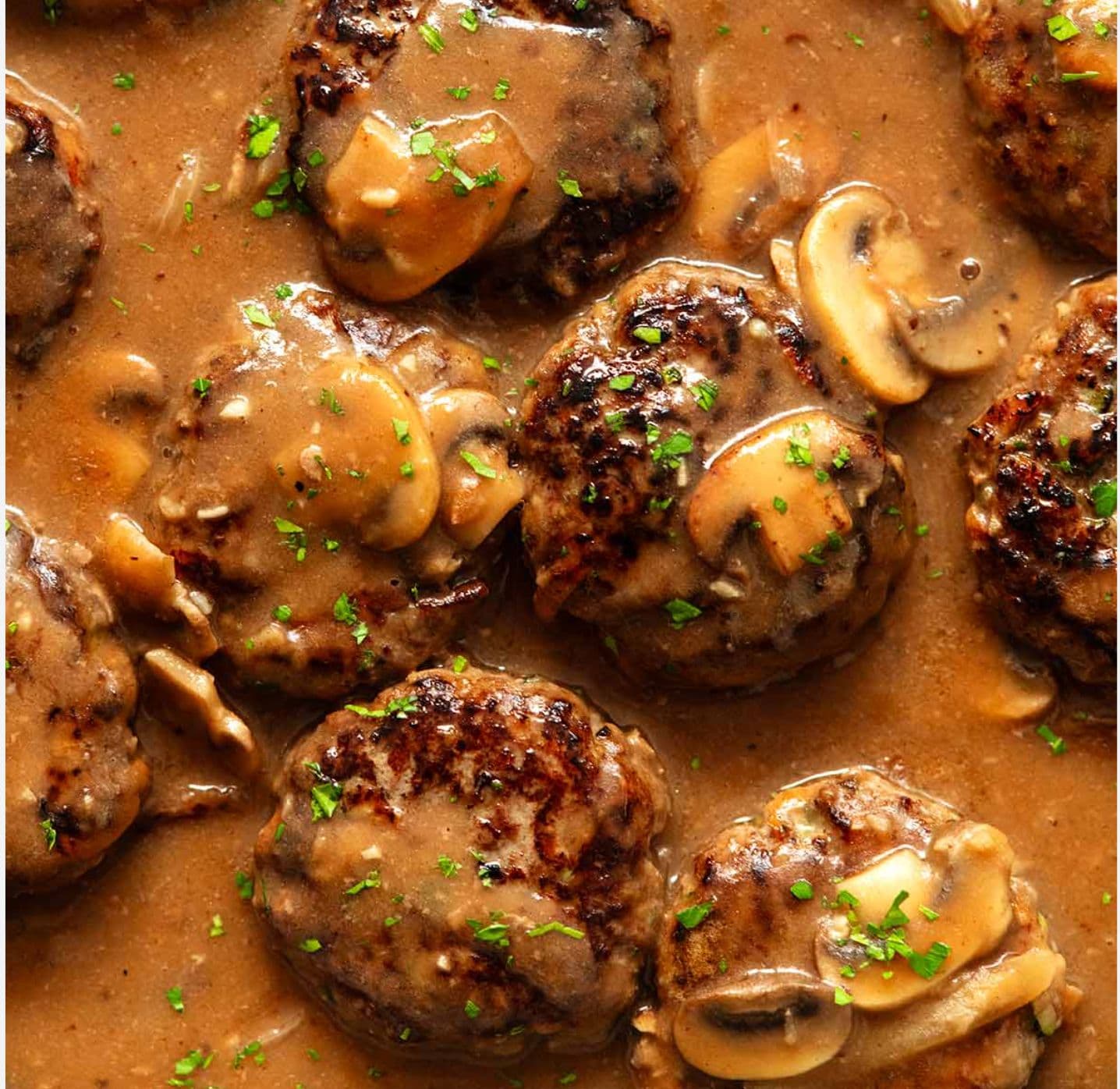 Beef Rissoles In Mushroom Gravy For 1 — photo 1 of 2