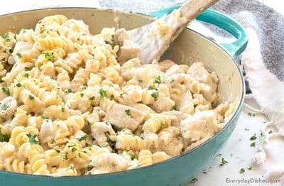 Creamy Chicken Alfredo for 2